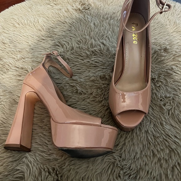 Platform Heels - Picture 3 of 3